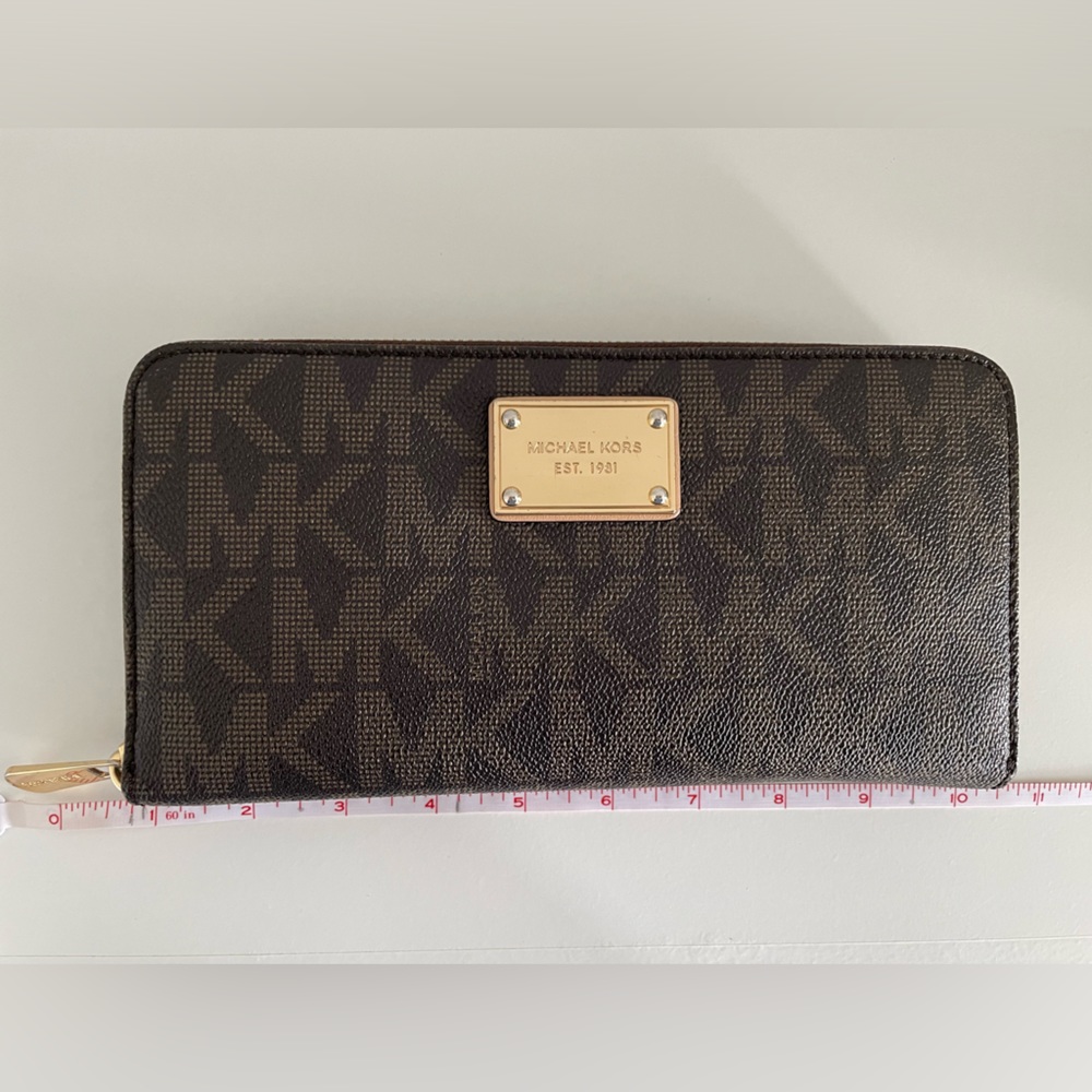 MICHAEL KORS- wallet